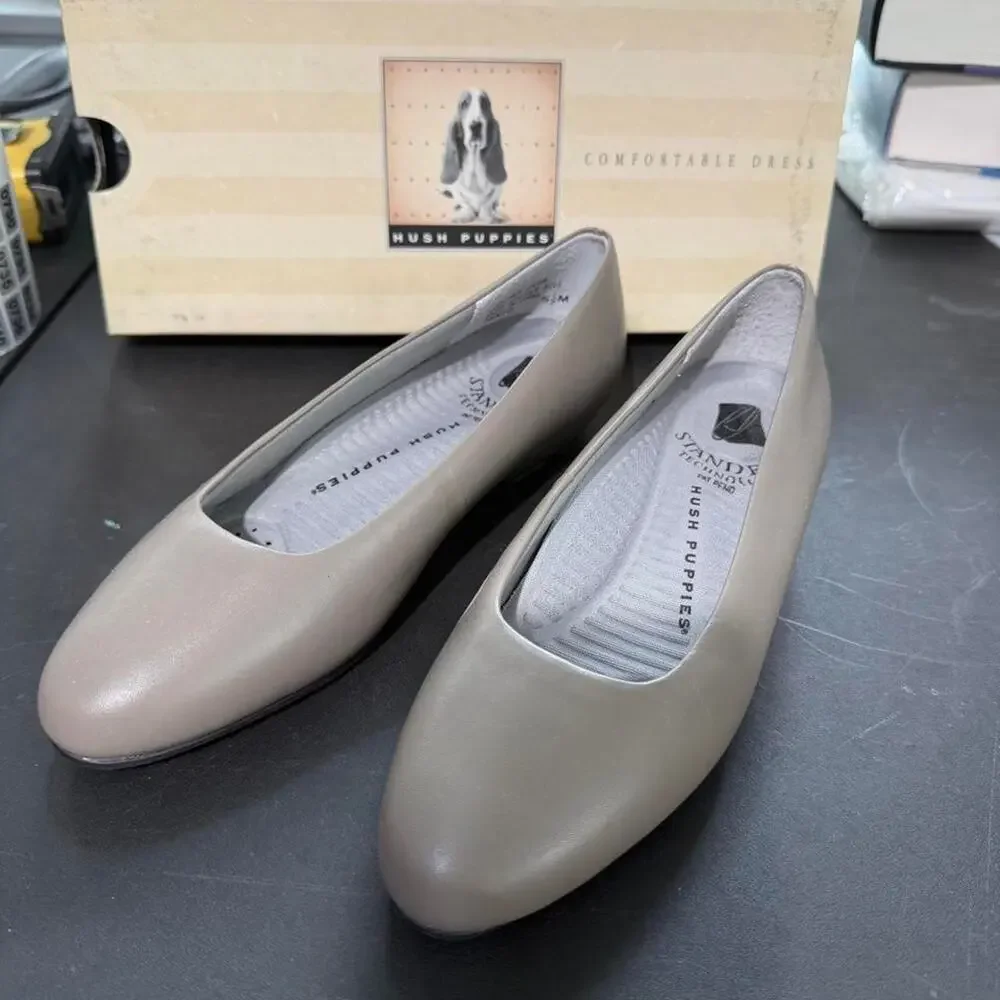 Hush Puppies Taupe Slip On womens 5.5